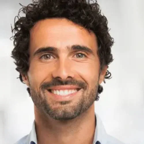 Customer Review - Robert Johnson